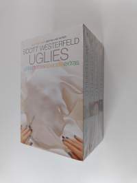 Uglies (Boxed Set) - Uglies ; Pretties ; Specials ; Extras (lukematon)
