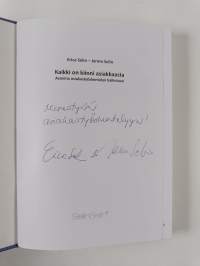 Kaikki on kiinni asiakkaasta : avaimia asiakastyöskentelyn hallintaan (signeerattu)