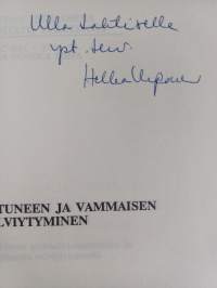 Varhain sairastuneen ja vammaisen sosiaalinen selviytyminen - sosiologinen seurantatutkimus pitkäaikaissairaiden ja vammaisten lasten sosiaalisesta selviytymisest...