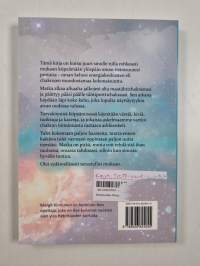 Tietoisuuden portailla : askelmina oman kehon chakrat