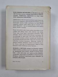 Kun leijona metsästää