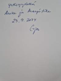 Kivisydän : jännitysromaani (signeerattu, tekijän omiste)