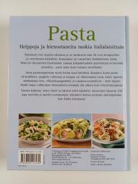 Pasta : helppoja ja hienostuneita ruokia italialaisittain