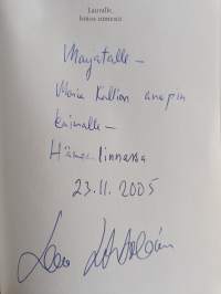 Rivo satakieli (signeerattu, tekijän omiste)