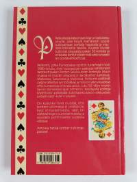 Pelikorteista katsomisen taito
