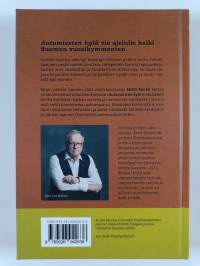 Automiesten kylä : pienoisromaani