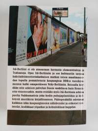 Itä-Berliini : opas kaupunkiin ja kulttuuriin
