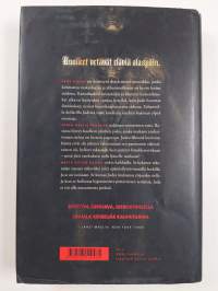 Sydämen muotoinen rasia