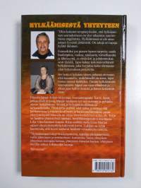 Hylkäämisestä yhteyteen