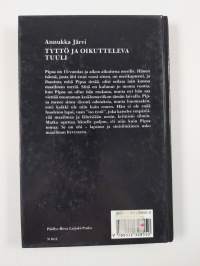 Tyttö ja oikutteleva tuuli