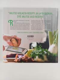 Hellattoman kokin elävä raakaravinto