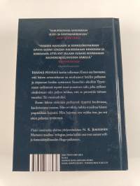 Murtunut maailma 1-3 ; Viides vuodenaika ; Obeliskiportti ; Kivinen taivas