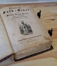Illustrerad folk-bibel det är all den heliga skrift, gamla och nya testamentet : med 532 i texten intryckta afbildningarRaamattu J W Liljas förlag Åbo nahkakannet