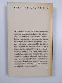 Kaksitoista tuolia