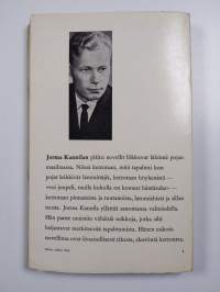 Höyheniä : novelleja
