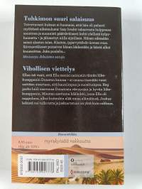 Tuhkimon suuri salaisuus ; Vihollisen viettelys