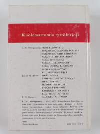 Pieni runotyttö