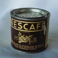 Nescafe   -kahvipurkki  täysi tuotepakkaus peltiä 7x7  cm ennen viivakoodia
