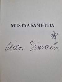Mustaa samettia (signeerattu)