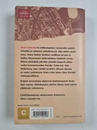Pelistä pois : jännitysromaani