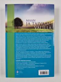 Maan ja taivaan välillä