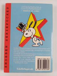 Snoopy stars - Snoopy och hans vänner 3 : Snobben - terror på isen