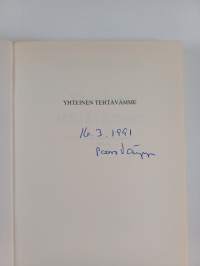 Yhteinen tehtävämme : kansanvaltaisen muutoksen strategia (signeerattu)
