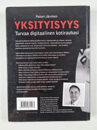 Yksityisyys : turvaa digitaalinen kotirauhasi