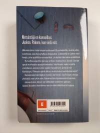 Kaniininmetsästäjä : rikosromaani