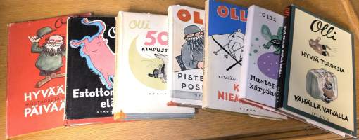 Olli, alias Väinö Nuortevan (1889-1967) valikoituja pakinoita, sis. 7 kirjaa.