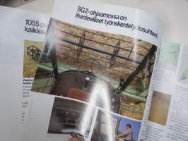 John Deere 1055 leikkuupuimuri -myyntiesite / sales brochure
