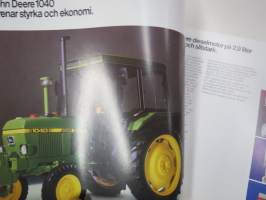 John Deere 1040 traktor broschyr / traktori -myyntiesite, ruotsinkielinen