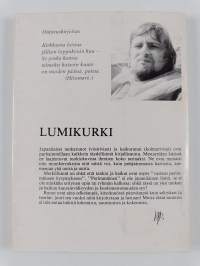 Lumikurki : Japanilaisia tanka- ja haiku-runoja