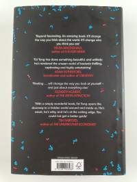 I Contain Multitudes - The Microbes Within Us and a Grander View of Life