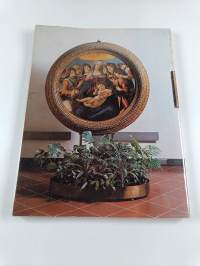 The uffizi : 145 photos in color