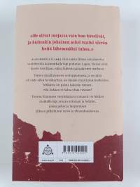 Ei kertonut katuvansa : vaellusromaani