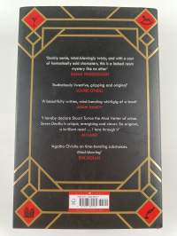 The seven deaths of Evelyn Hardcastle