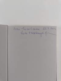 Pienen lapsen sosiaalisuus (signeerattu, tekijän omiste)
