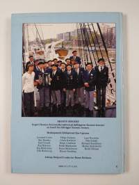 Rolling home : sea shanties = merimiesten työlauluja = sjömännens arbetssånger