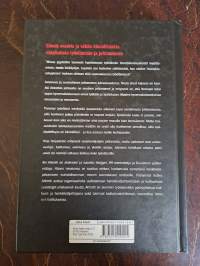 Järkytä avoimuudella : silmät avaavia ja vähän kiusallisiakin näkökulmia työelämään ja johtamiseen