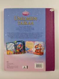 Unelmien taikaa : näyttämökirja