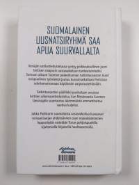 Väärän lipun alla : romaani sotilaallisesta vakoilusta ja vastavakoilusta 2002-2003