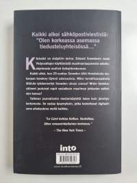 Snowden : maailman halutuin mies