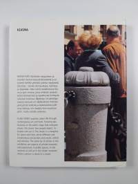 Notkea katu : yksin, yhdessä = Fluid street : alone, together