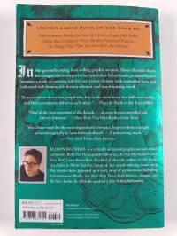 Fun home : a family tragicomic