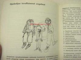 TYYn ylioppiLASTEN paras tawara 1966-1968 - tietoja Turun yliopistossa opiskeleville vuosiksi 66-68