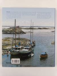 Sørlandet : the magnificent coast of Southern Norway