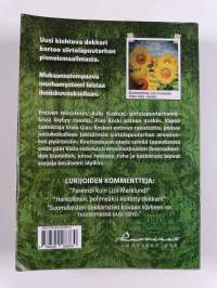 Siirtolapuutarhan varjoissa