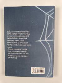 Petra hämähäkkityttö : romaani