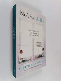 No Two Alike : Human Nature and Human Individuality